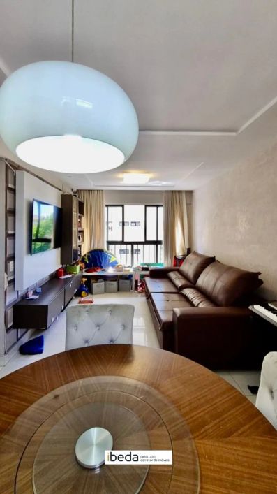 Apartamento com 3 quartos à venda em Natal