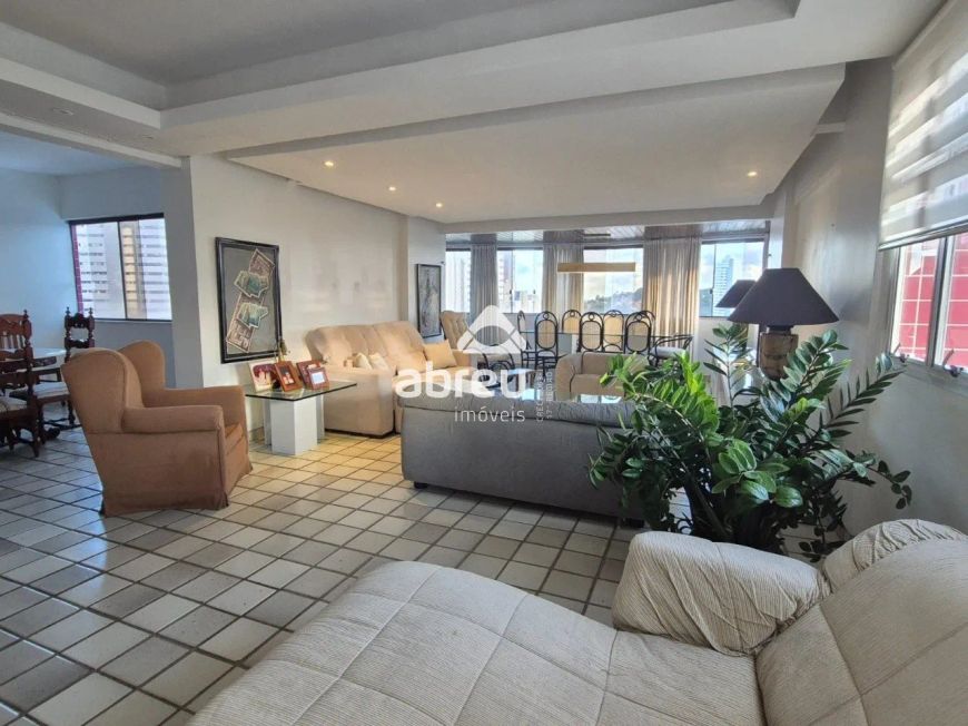 Luxuoso Apartamento em Petrópolis, Natal