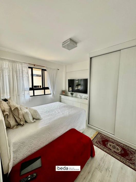 Apartamento com 2 quartos à venda em Natal