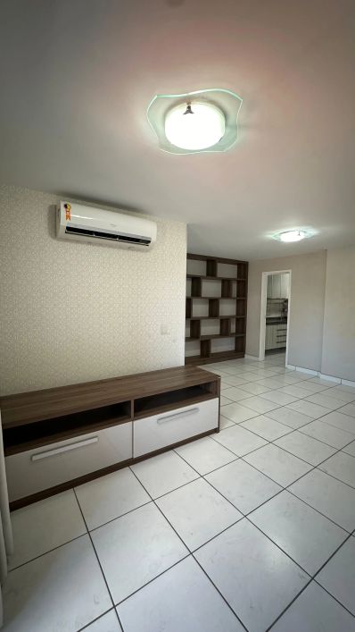 Imóvel para venda tem 95 metros quadrados com 3 quartos em Dix-Sept Rosado - Natal - RN