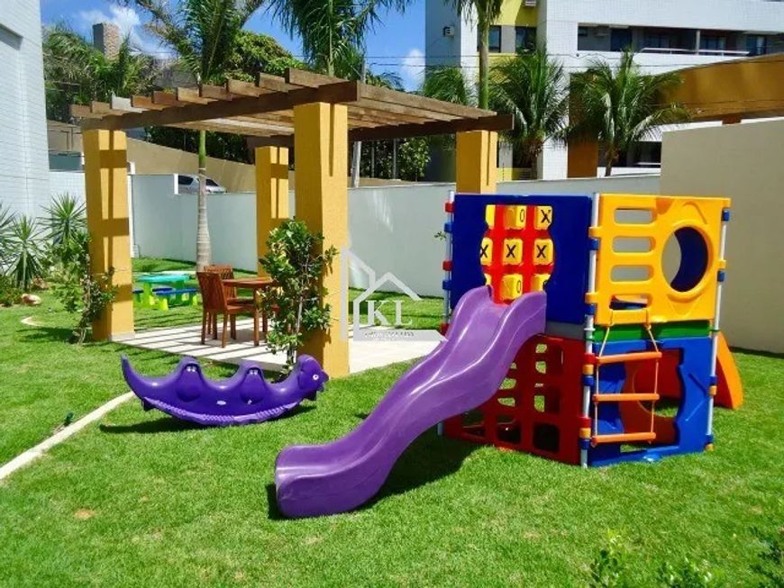 Excelente Apto - 2 quartos(suíte) no Ed. Paradise Village em Capim Macio