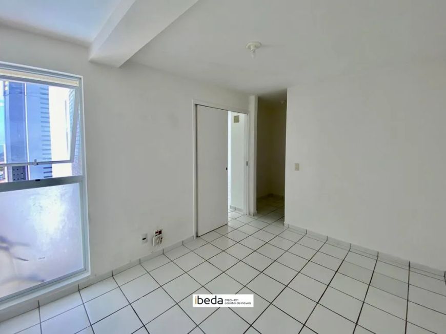 Apartamento com 2 quartos à venda em Natal