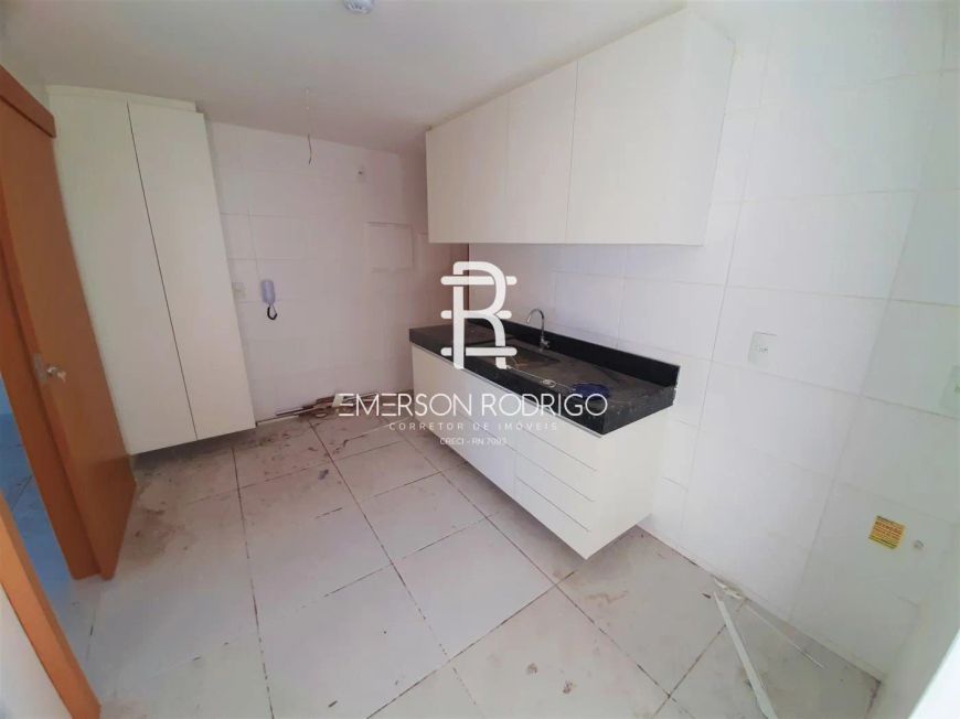 Apartamento para Venda em Natal, Lagoa Nova, 3 dormitórios, 3 suítes, 4 banheiros, 3 vagas