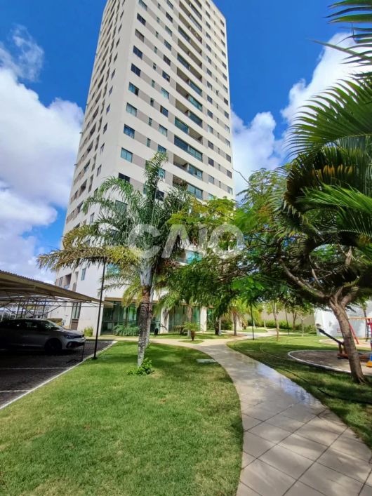 Apartamento no condomínio Áurea Guedes