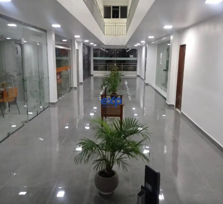 Sala Odontológica Profissional com todos os equipamentos