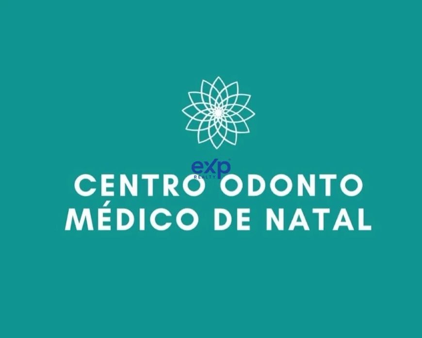 Sala Odontológica Profissional com todos os equipamentos