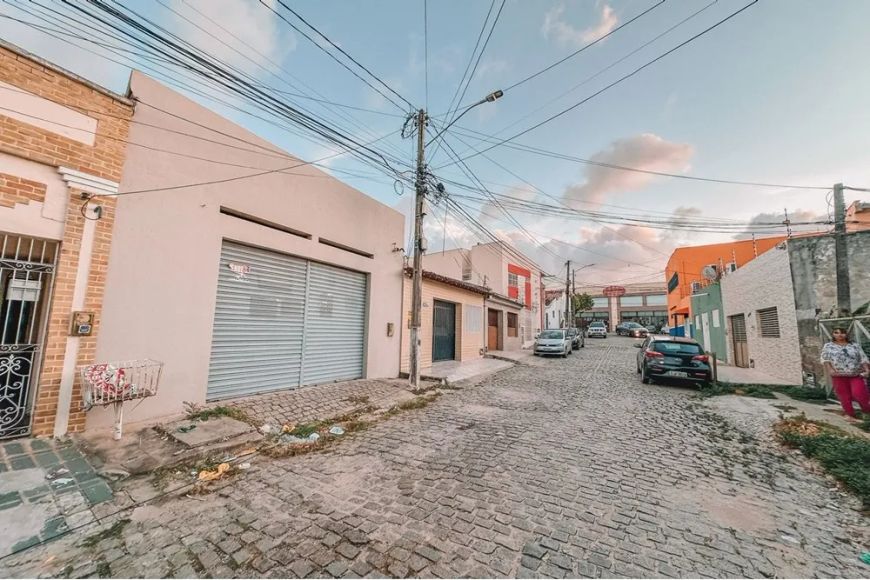 Oferta!! Galpão Comercial no Bairro Alecrim