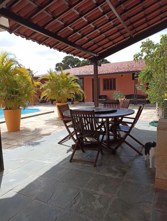 Casa Capim Macio Mobiliada e Piscina