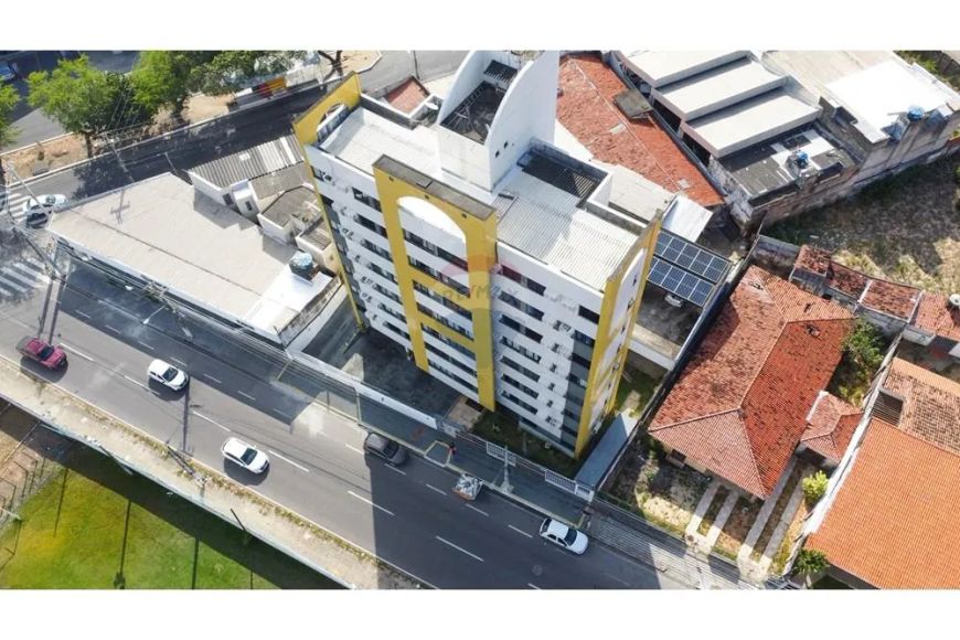 Excelente apartamento em Barro Vermelho com 3 Quartos e 2 Vagas Cobertas
