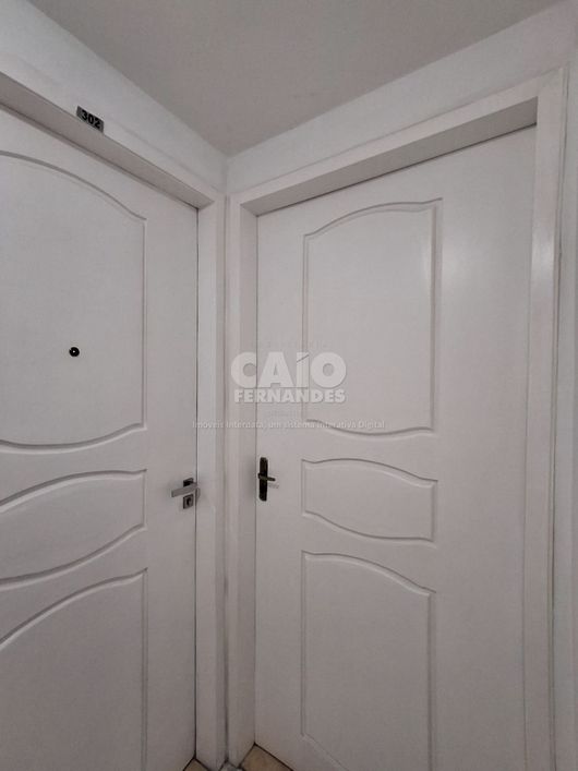 Apartamento no condomínio Daisy Andrade