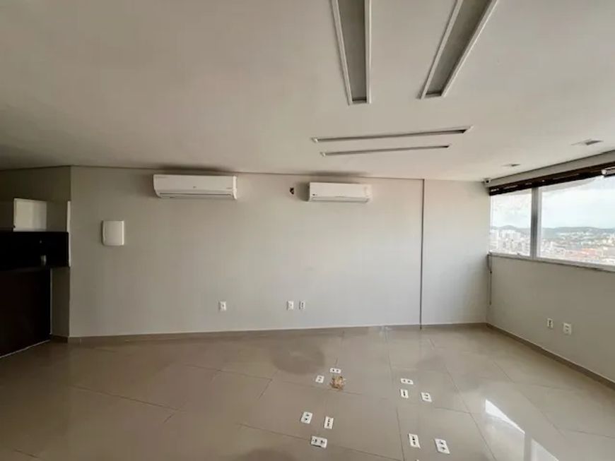 sala Comercial com Linda Vista e Climatizada