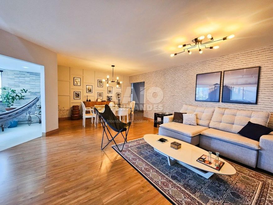 Apartamento no condomínio Cristo Redentor 2