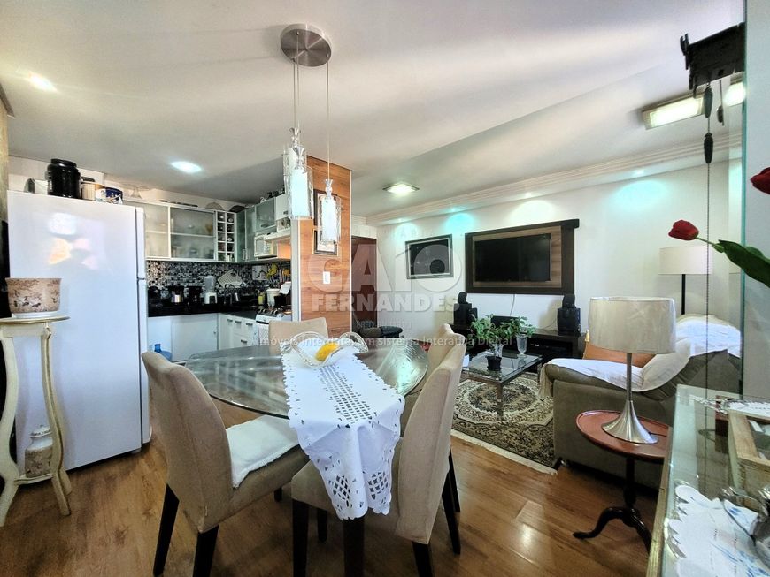 Apartamento no condomínio Califórnia