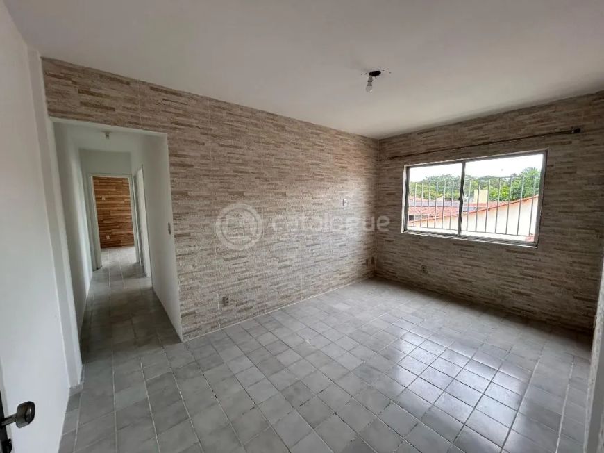 Apartamento bem localizado em Lagoa nova - Conj. Potilândia - lado sombra