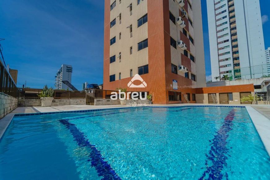 Apartamento em Lagoa Nova.