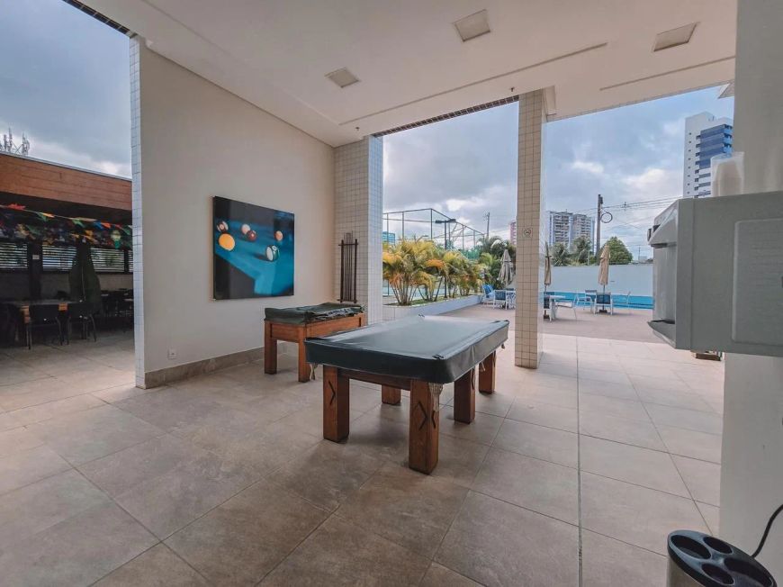 Lindo apartamento no 15º andar 109m² 3/4 2 suítes no Residencial Maria Bernadete em Capim Macio