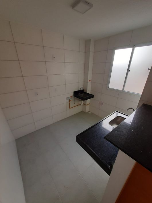 VENDO APARTAMENTO 2/4 NOVO COND FECHADO PITIMBÚ - CAVALCANTE CORRETOR CL5787