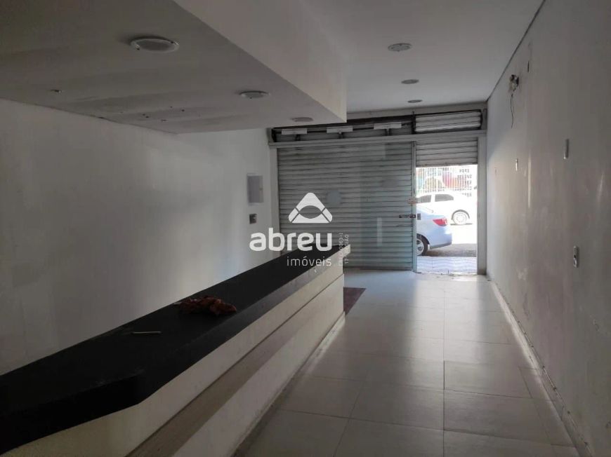 Prédio Comercial na Cidade Alta.