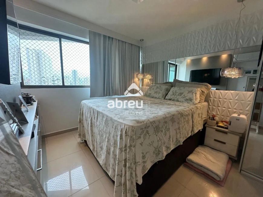 Apartamento de 4 Quartos em Lagoa Nova