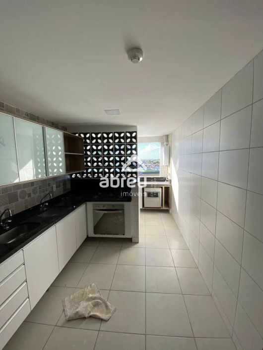 Apartamento à Venda em Lagoa Nova, Natal