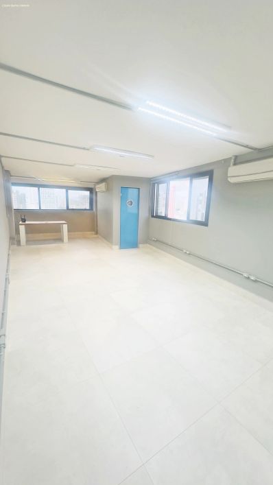 Sala Comercial Tirol Business Center