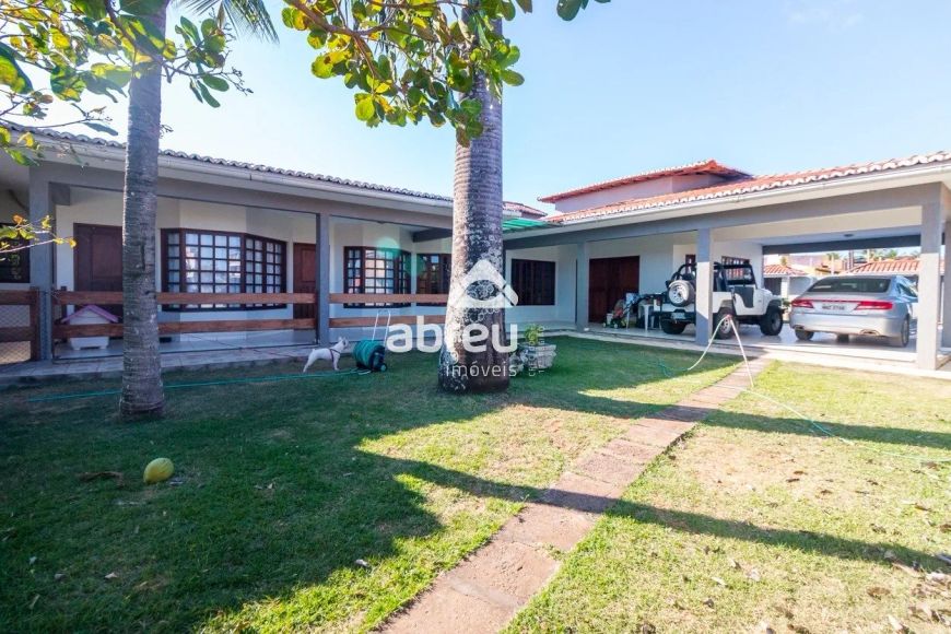 Casa no bairro Pitimbú.