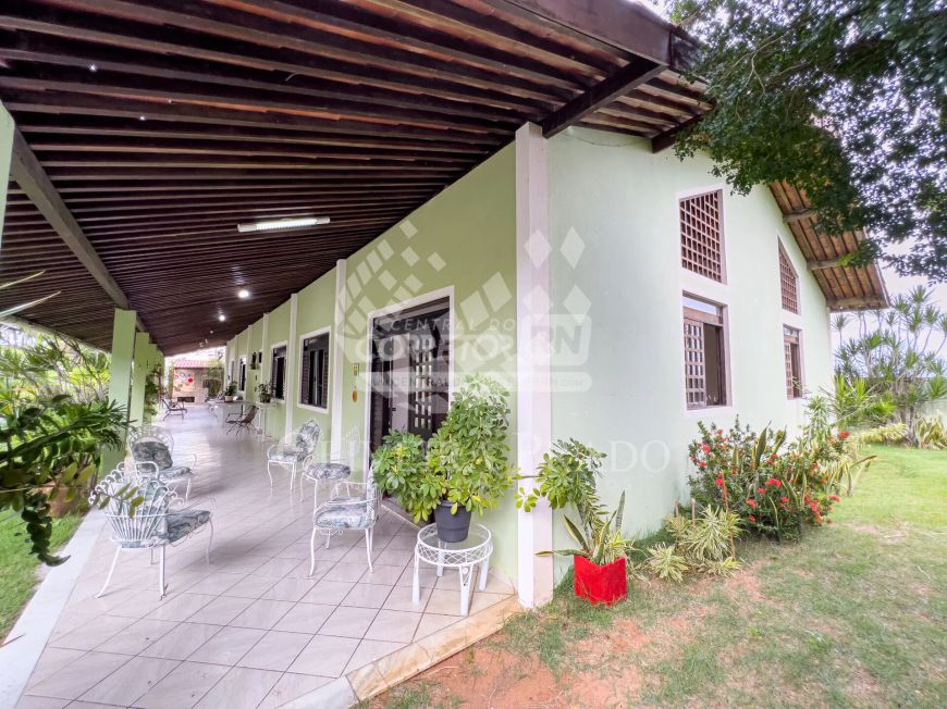 Júnior Creci 4745 - 84 99922.4172 - Casa c/ 5 quartos - R$ 800.000 - Candelária - Natal/RN