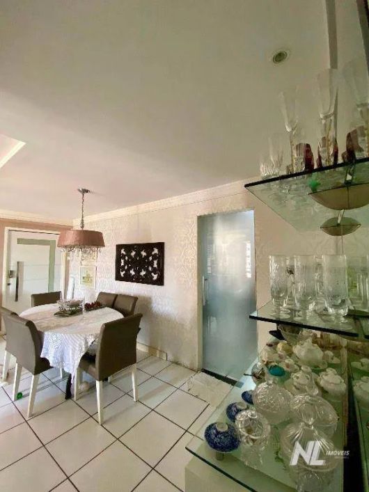 Apartamento com 3 dormitórios à venda, 97 m² por R$ 550.000,00 - Barro Vermelho - Natal/RN