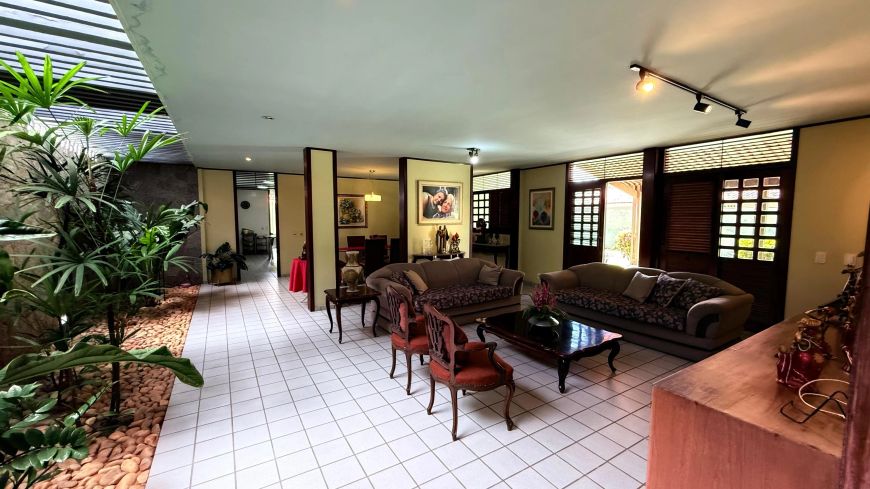 Casa à venda no Parque das Colinas - Candelária