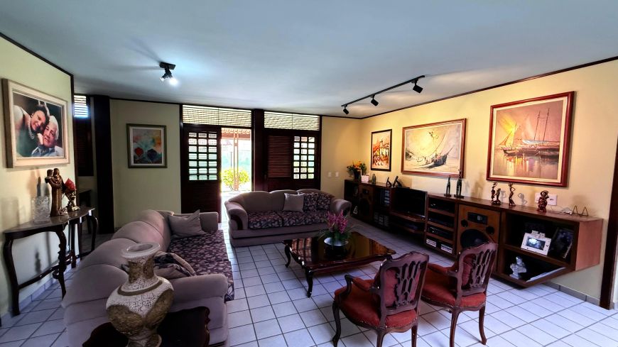 Casa à venda no Parque das Colinas - Candelária