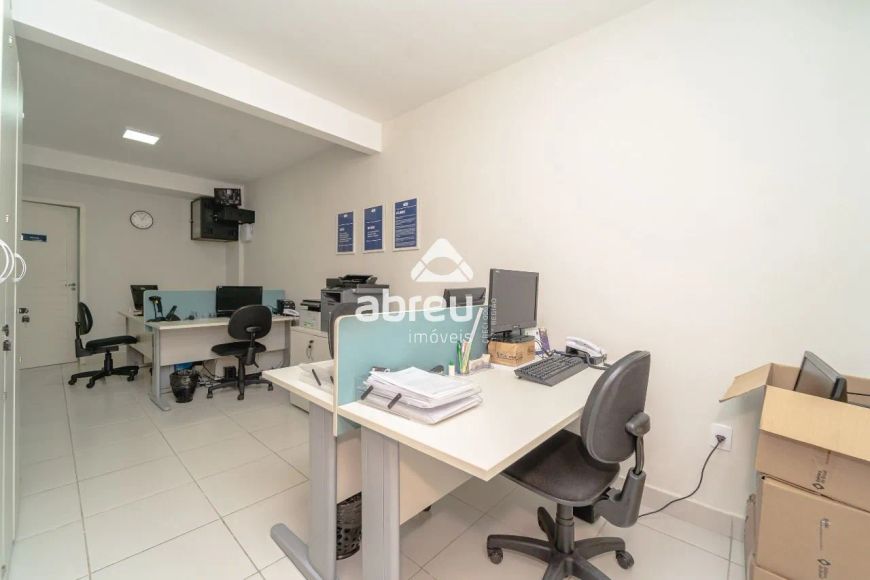 Ponto Comercial no Alecrim.