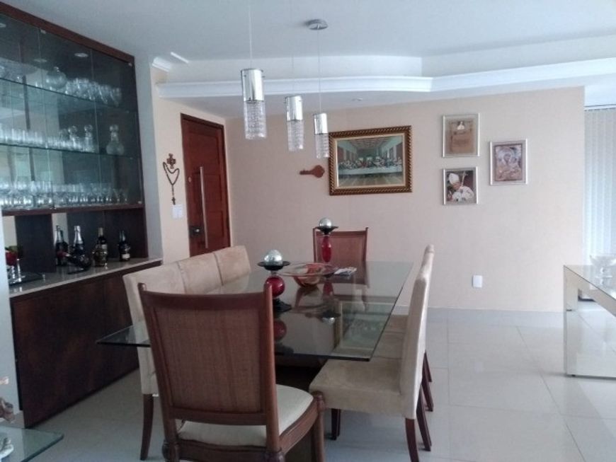 Edifício Araguaia, apartamento com 3/4, sendo uma suíte, Barro Vermelho, Natal/RN