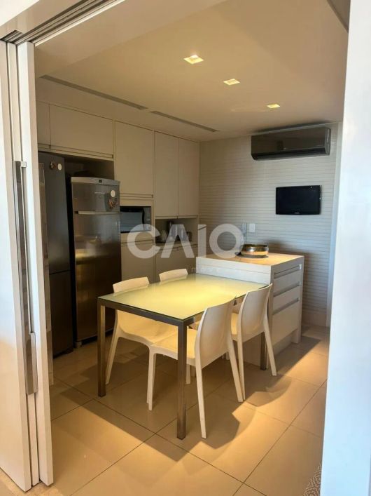 Apartamento no Condomínio Royal Palms