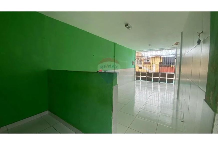 RENTABILIZA - OPORTUNIDADE MARAVILHOSA, CASA NO SANTA CATARINA!