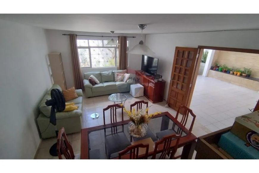 Oportunidade Imperdível em Natal: Sua Casa dos Sonhos na Rua Lagoa de Paranoá, Bairro Pajuçara!