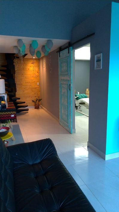 Oportunidade! Sala Comercial com Mezanino e Banheiro em Capim Macio