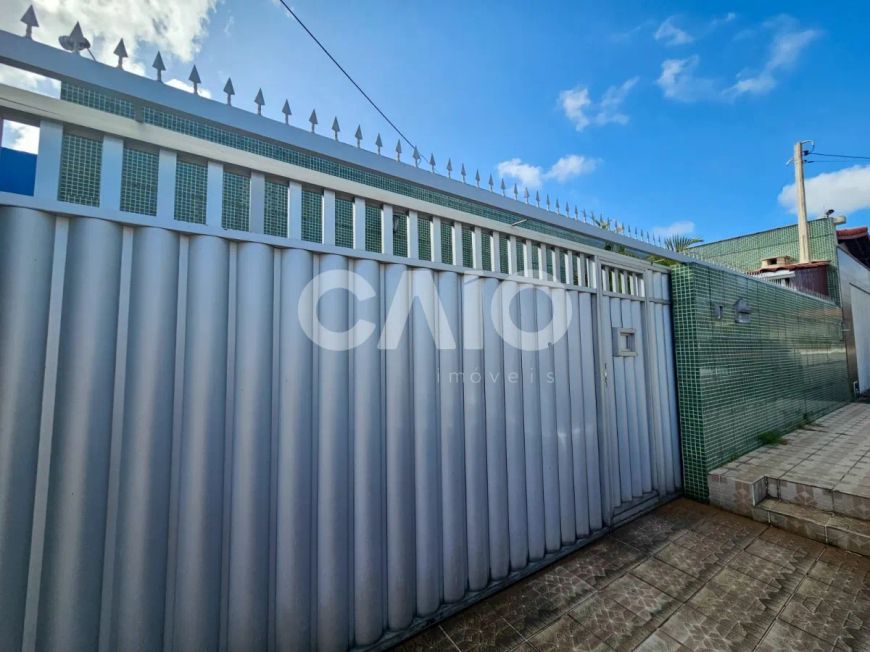 Casa em Lagoa Nova