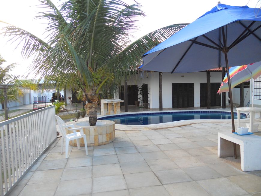 Casa para venda possui 600 metros quadrados com 7 quartos em Redinha - Natal - Rio Grande do Norte