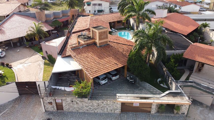 Imóvel para venda possui 550 metros quadrados com 4 quartos em Capim Macio - Natal - RN
