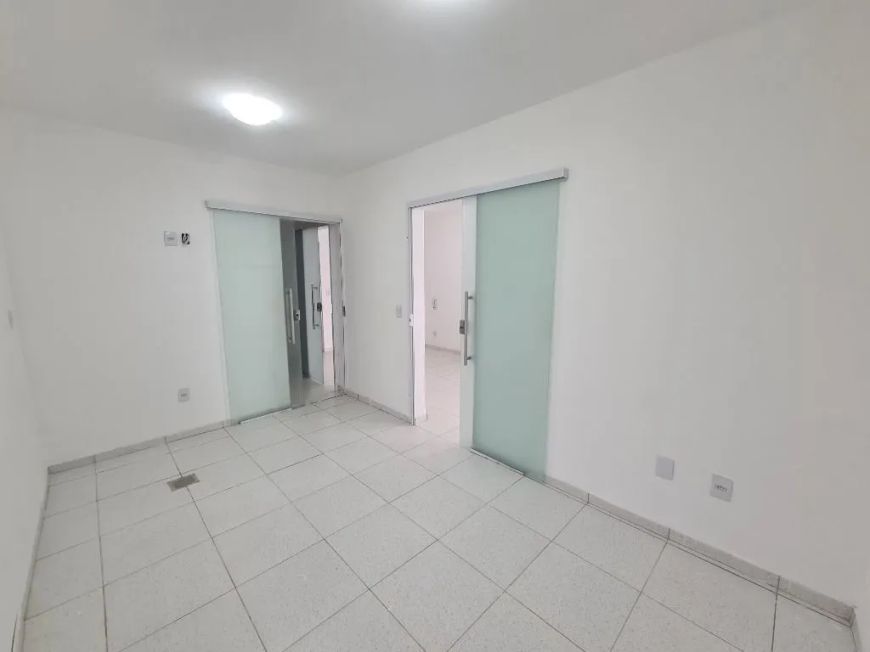 Prédio para alugar, 74 m² por R$ 3.114,52/mês - Tirol - Natal/RN