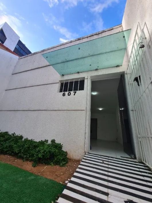 Prédio para alugar, 74 m² por R$ 3.114,52/mês - Tirol - Natal/RN
