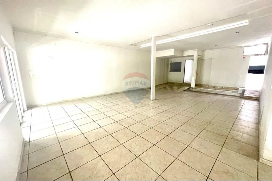 Ponto Comercial na Av. Ayrton Senna, Ideal para Restaurantes!