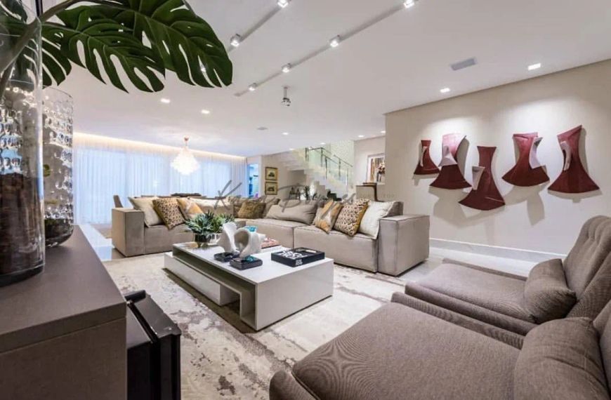 Casa duplex com 5 suítes no Ponta Negra Boulevard