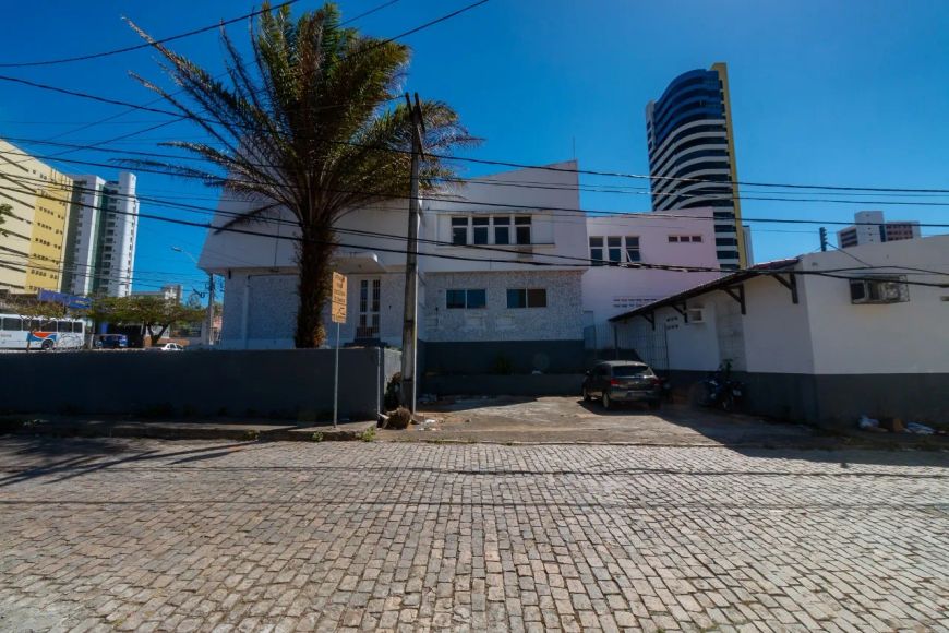 Prédio Comercial em Localização Privilegiada