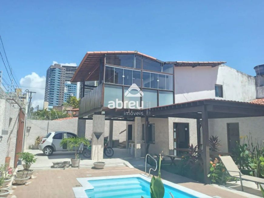 Casa Comercial