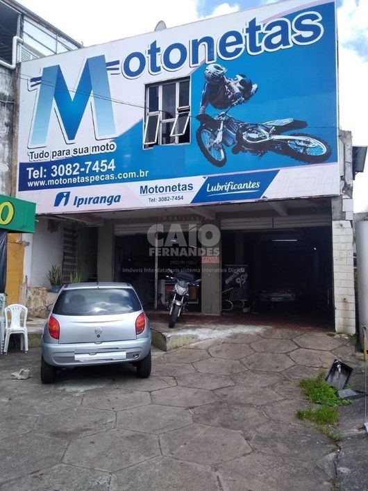 Prédio comercial no Alecrim
