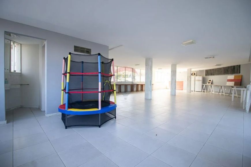 Apartamento em Capim Macio 4 quartos