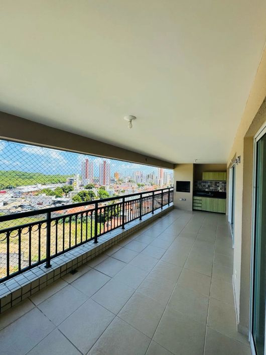 Apartamento Exclusivo em Capim Macio – 196m², 3 Suítes e Lazer Completo