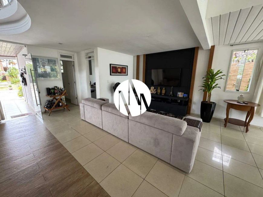 Casa Duplex para locação 290m2 com 4/4 sendo 2 suítes – Condomínio West Park Boulevard | Candelária