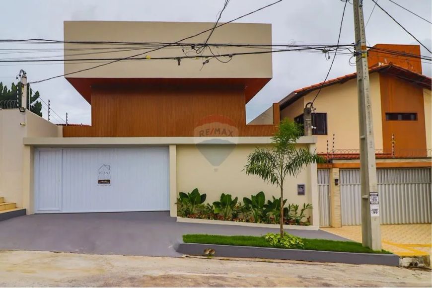 "Casa de Luxo e Conforto em Capim Macio, próxima ao NAU"